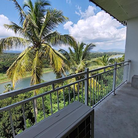 Mahaweli View Inn Kandy Exteriör bild