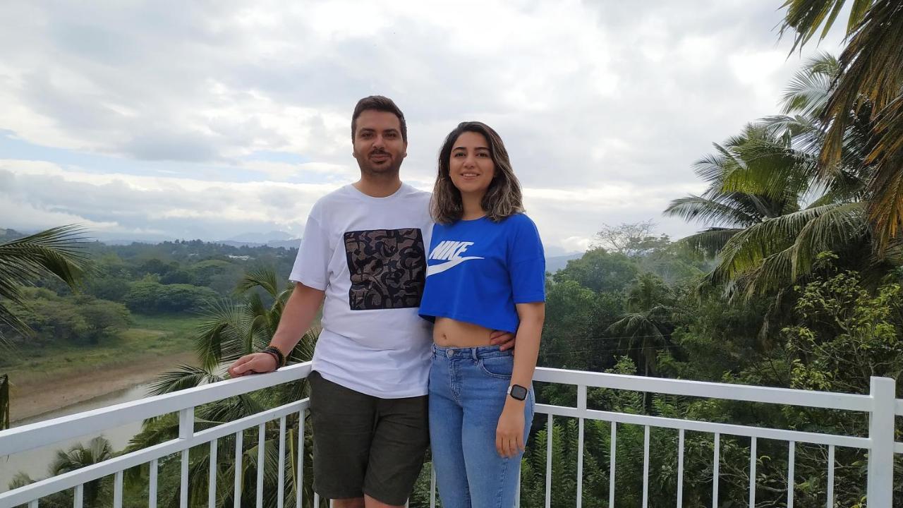 Mahaweli View Inn Kandy Exteriör bild