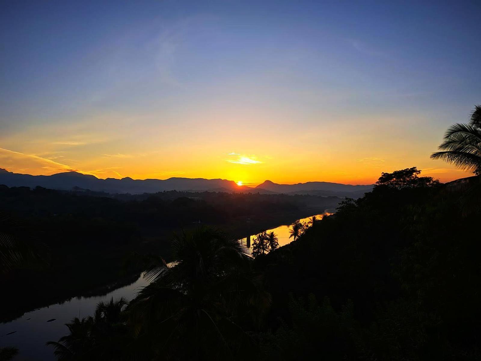 Mahaweli View Inn Kandy Exteriör bild