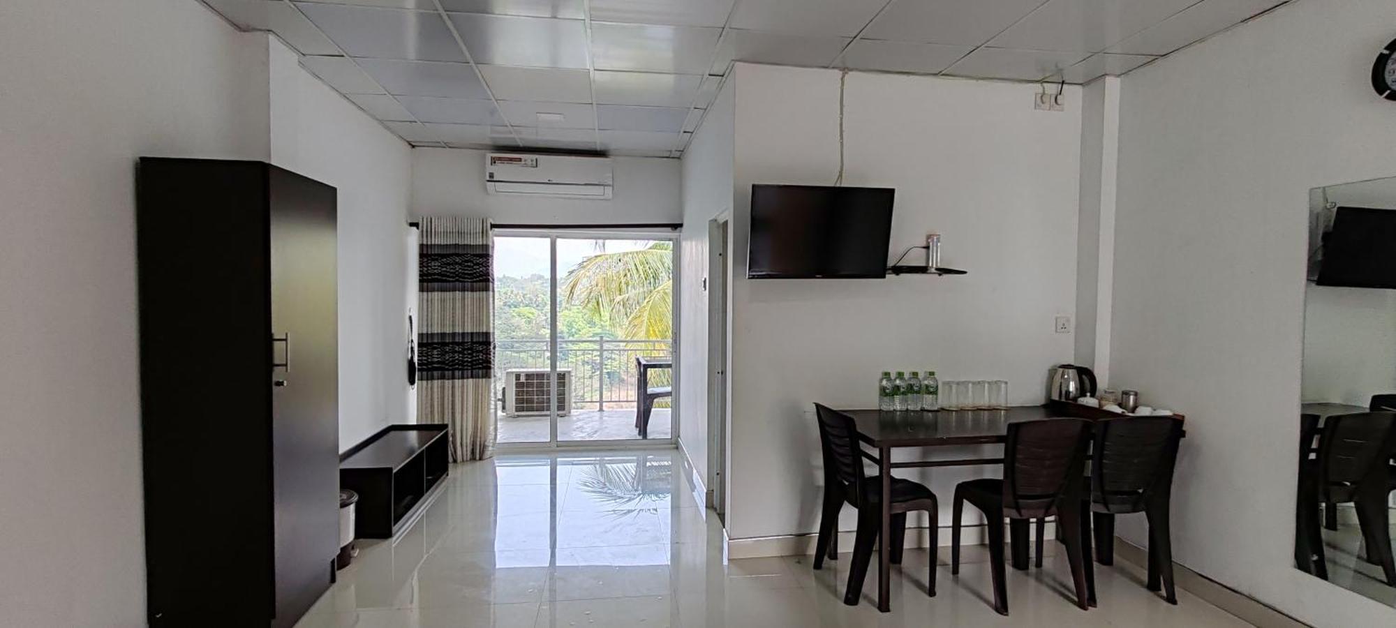 Mahaweli View Inn Kandy Exteriör bild