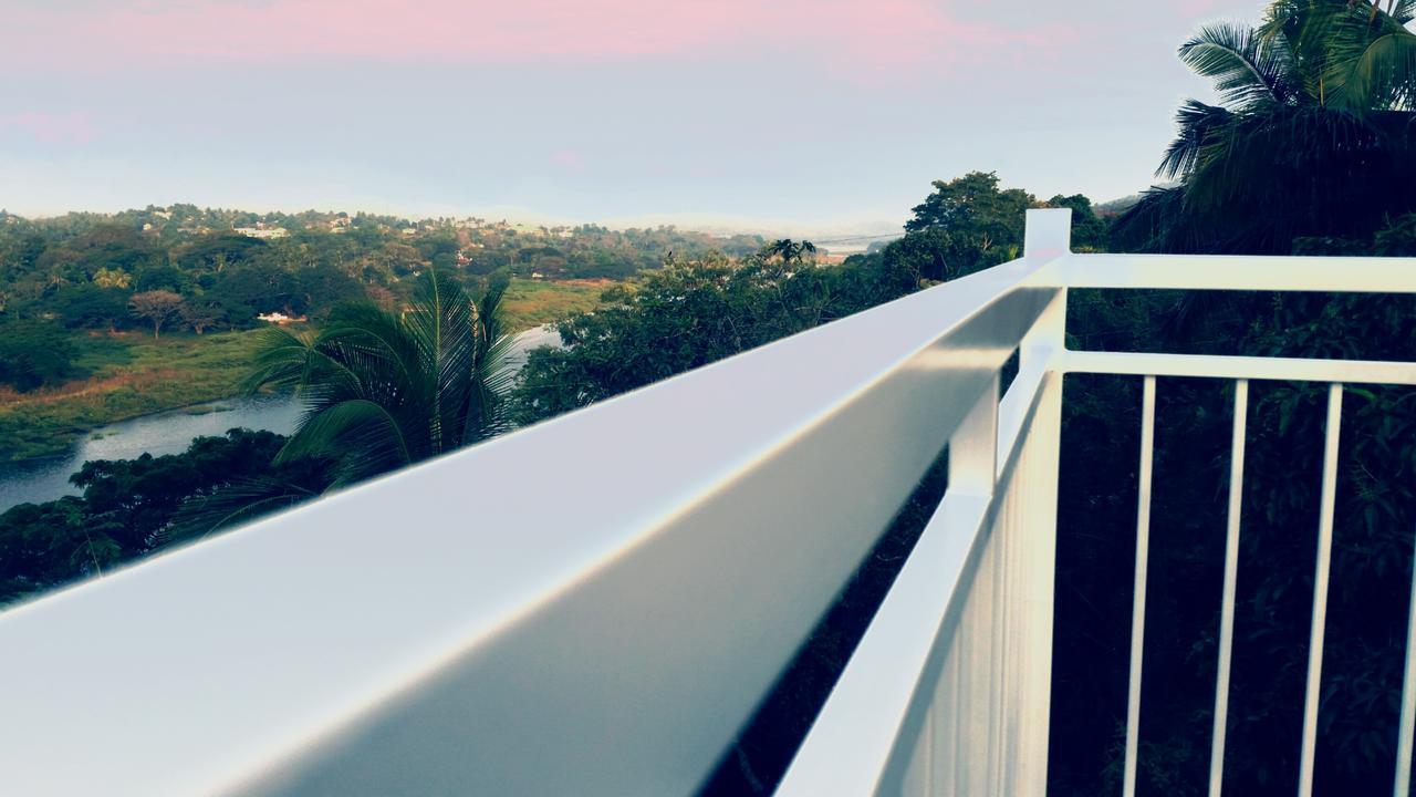 Mahaweli View Inn Kandy Exteriör bild
